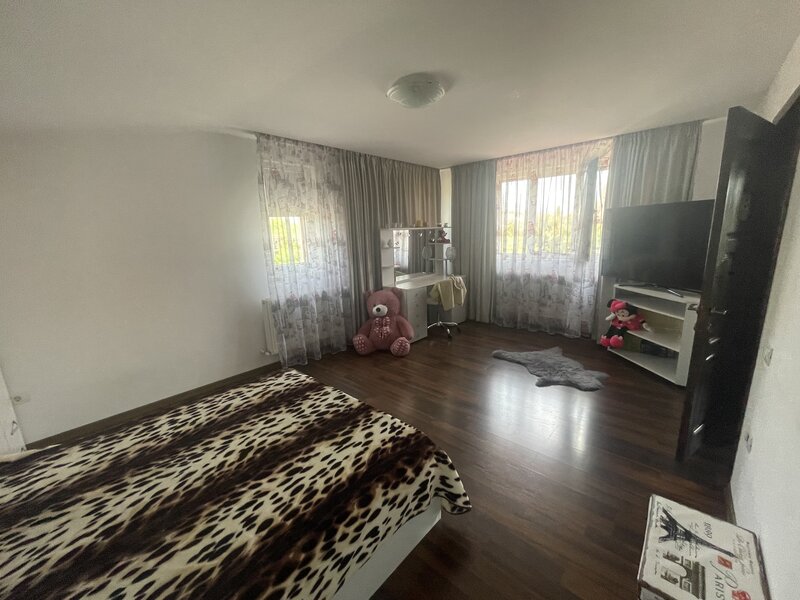 Chitila, str. Nicolae Balcescu 59,